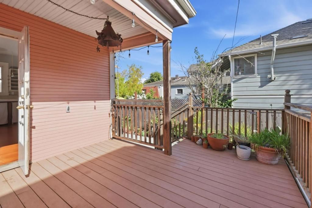 Image 37 of property listing at 225 Union Street, Santa Cruz, CA 95060