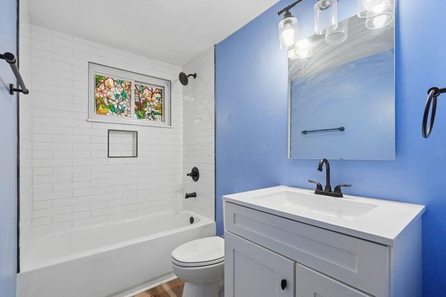 4040 Randell Road, Columbus, OH 43228