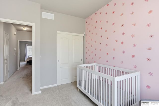 16418 Lilac Street, Omaha, NE 68116