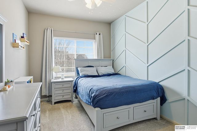 16418 Lilac Street, Omaha, NE 68116