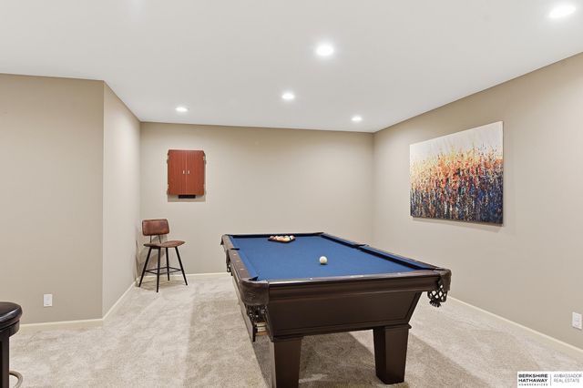 16418 Lilac Street, Omaha, NE 68116