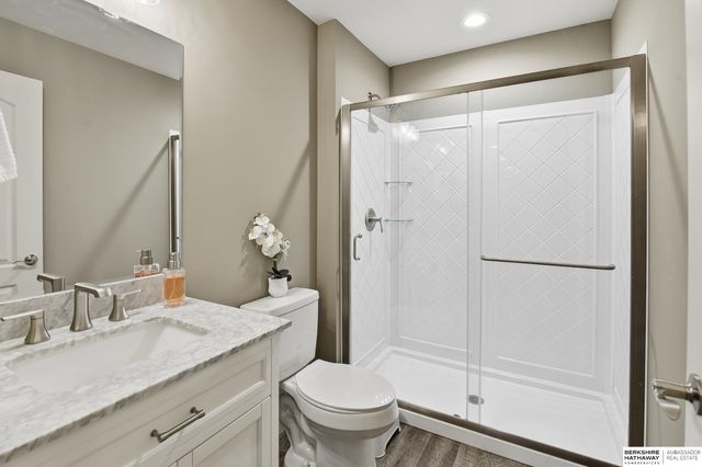 16418 Lilac Street, Omaha, NE 68116