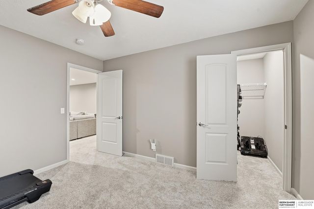 16418 Lilac Street, Omaha, NE 68116