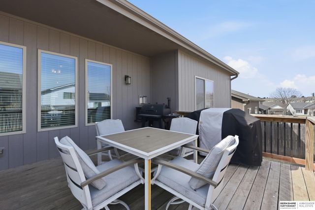 16418 Lilac Street, Omaha, NE 68116