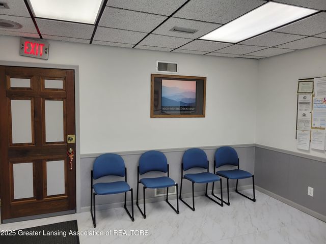 611 W State Street, St. Johns, MI 48879