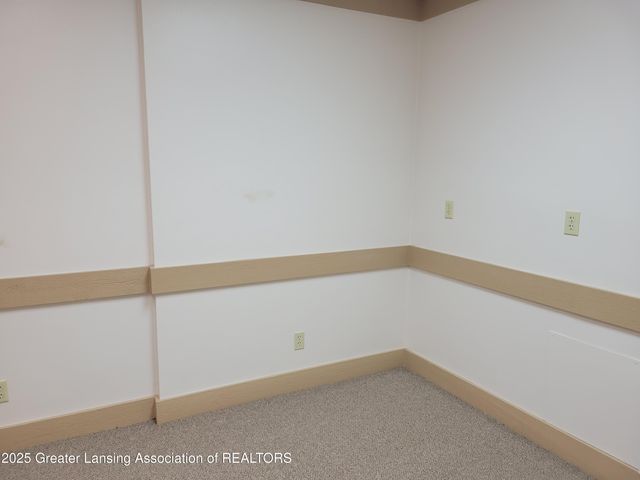 611 W State Street, St. Johns, MI 48879