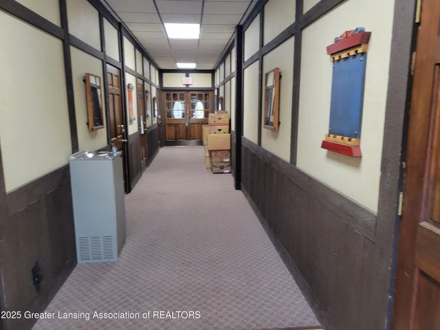 611 W State Street, St. Johns, MI 48879