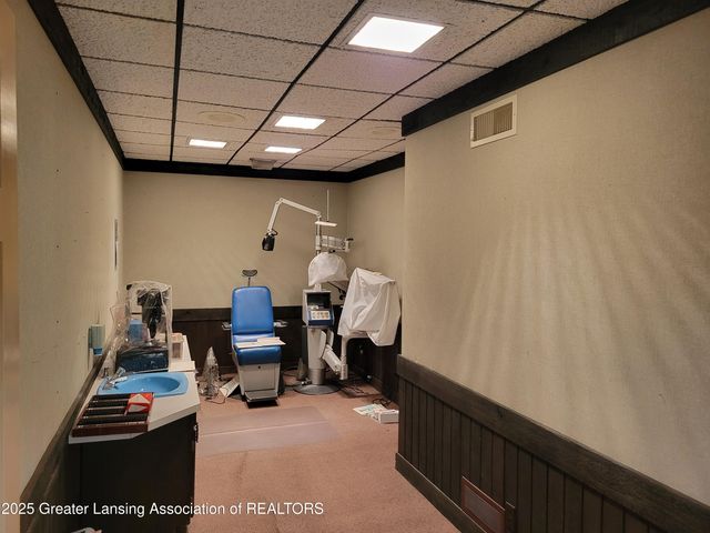 611 W State Street, St. Johns, MI 48879