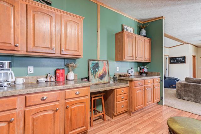 1328 N Avenue, Tahoka, TX 79373