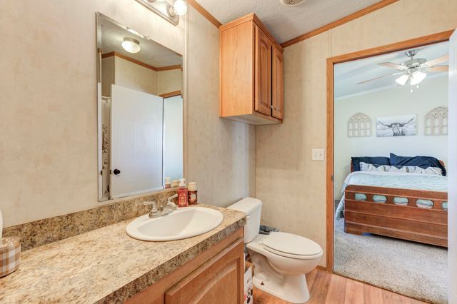 1328 N Avenue, Tahoka, TX 79373