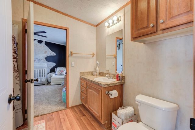 1328 N Avenue, Tahoka, TX 79373