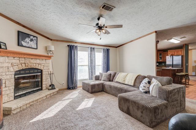 1328 N Avenue, Tahoka, TX 79373