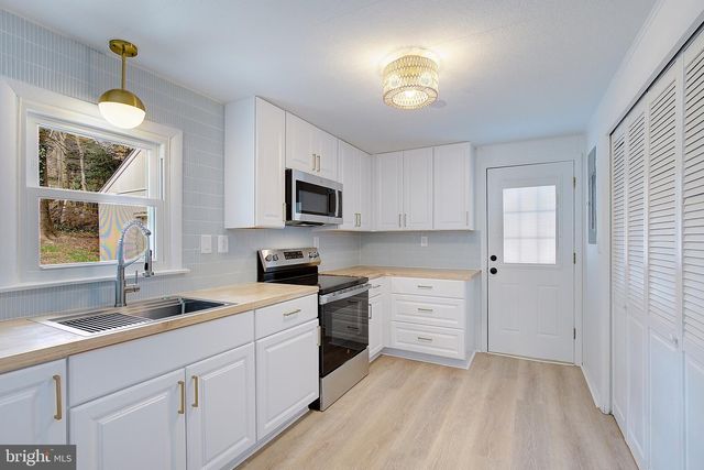 5457 BAYVIEW AVE, Saint Leonard, MD 20685