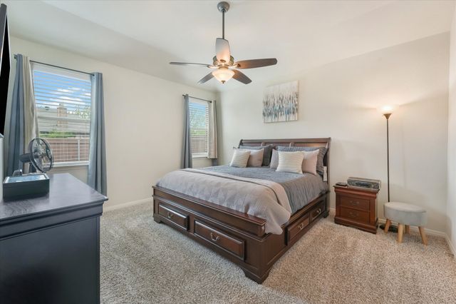 909 First Street, Sanger, TX 76266