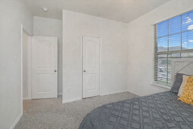 909 First Street, Sanger, TX 76266