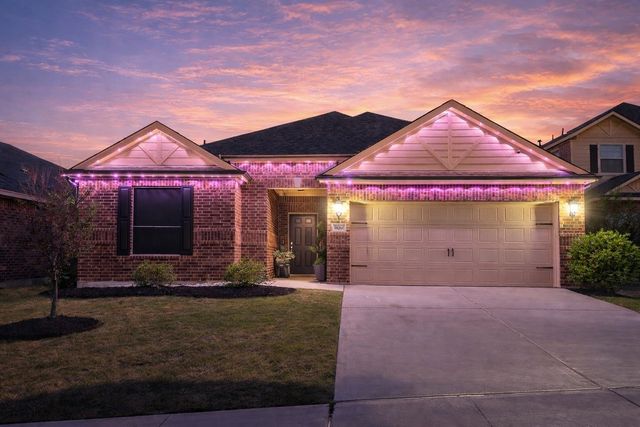 909 First Street, Sanger, TX 76266