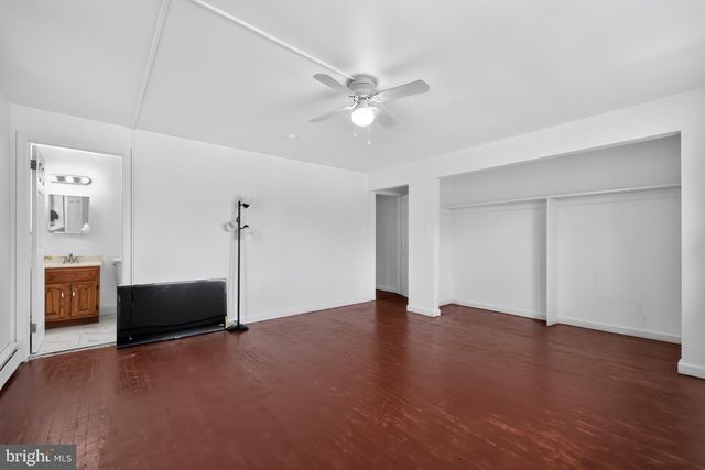 1132 W MAIN ST, Norristown, PA 19401