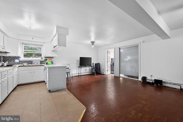 1132 W MAIN ST, Norristown, PA 19401