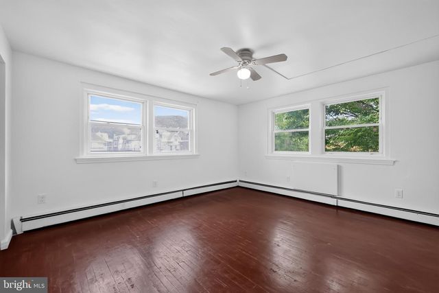 1132 W MAIN ST, Norristown, PA 19401