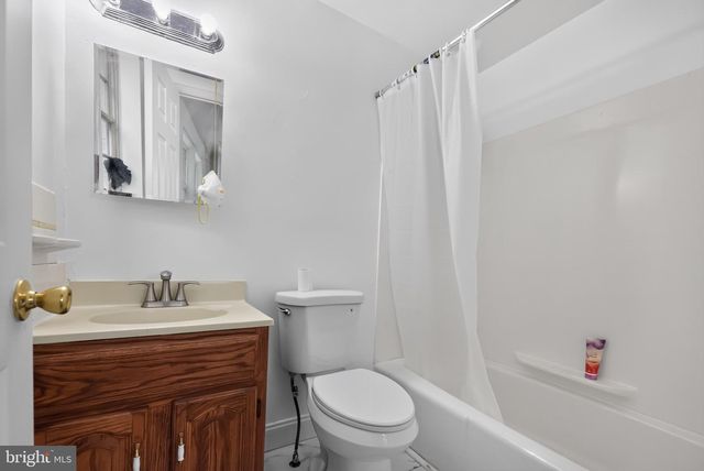 1132 W MAIN ST, Norristown, PA 19401