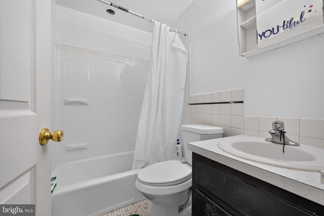 1132 W MAIN ST, Norristown, PA 19401