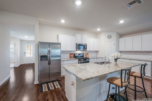 4835 SWING ARC WAY, San Antonio, TX 78261