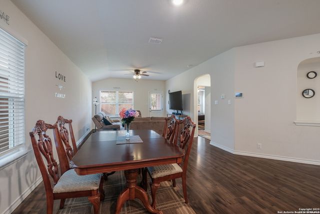 4835 SWING ARC WAY, San Antonio, TX 78261