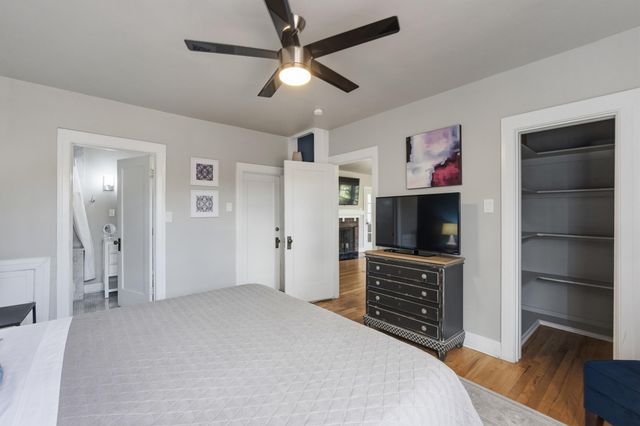 1812 Silver Avenue SE, Albuquerque, NM 87106