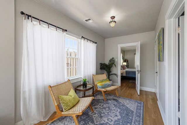 1812 Silver Avenue SE, Albuquerque, NM 87106