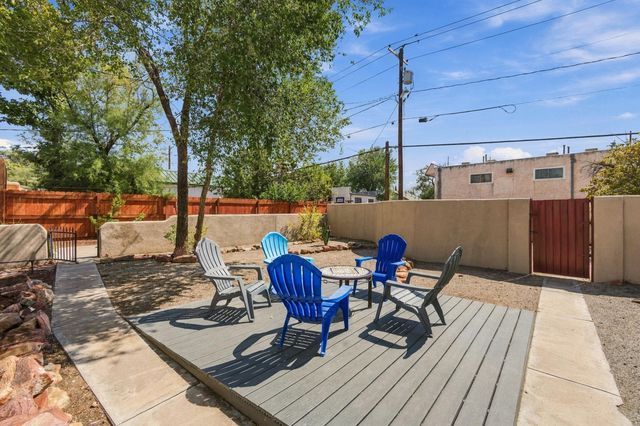 1812 Silver Avenue SE, Albuquerque, NM 87106