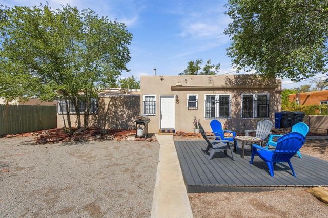 1812 Silver Avenue SE, Albuquerque, NM 87106
