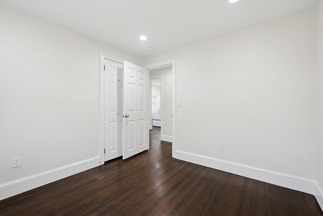 20 Mulhall Dr, Ashland, MA 01721