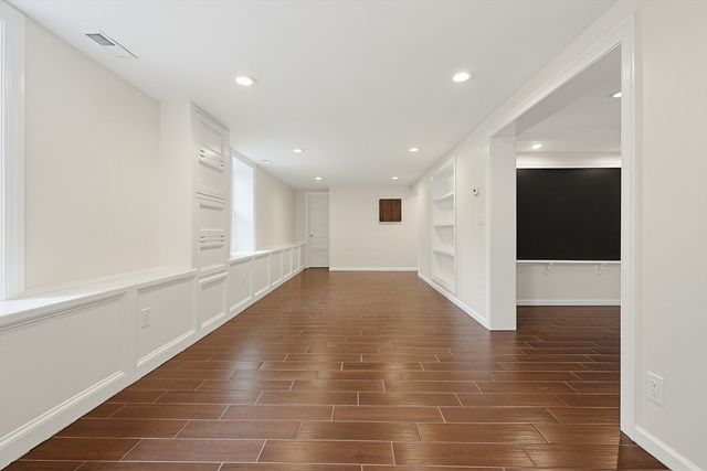 20 Mulhall Dr, Ashland, MA 01721