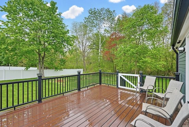 20 Mulhall Dr, Ashland, MA 01721