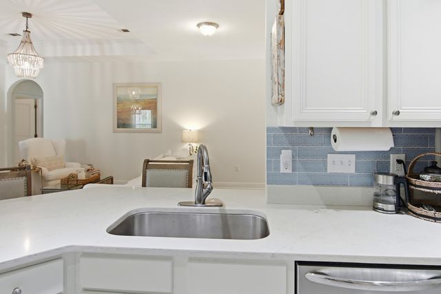 169 N Marsh Landing, Freeport, FL 32439