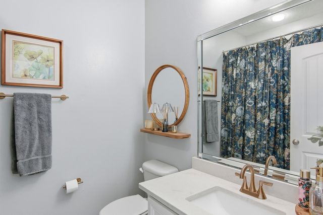 169 N Marsh Landing, Freeport, FL 32439