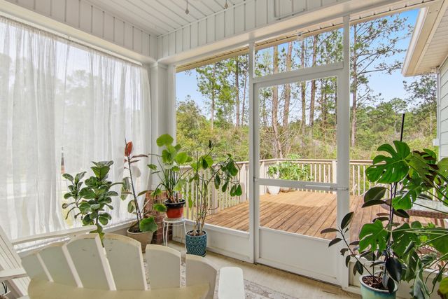 169 N Marsh Landing, Freeport, FL 32439