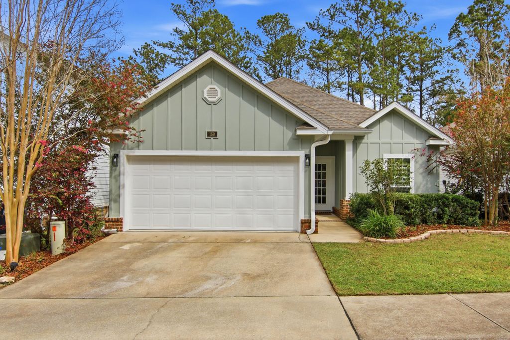 169 N Marsh Landing, Freeport, FL 32439