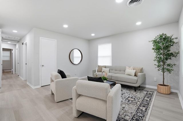 2670 Louise Drive, North Charleston, SC 29405