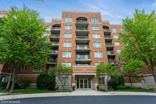 390 S Western Avenue 512, Des Plaines, IL 60016