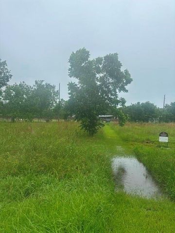 24 Meadowbend Circle, Richmond, TX 77469