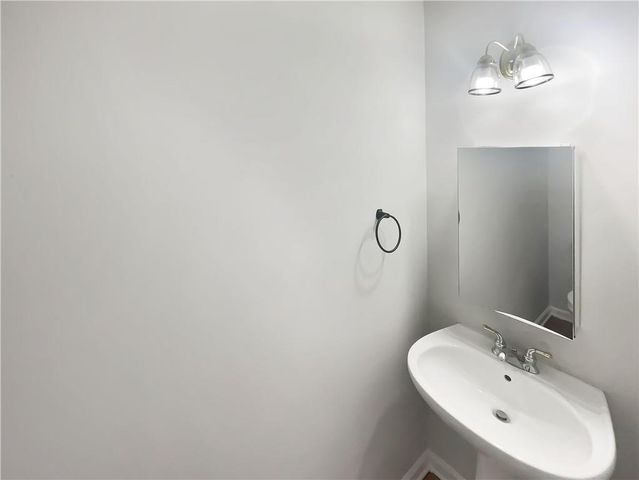 3823 Mast NW Court, Kennesaw, GA 30144