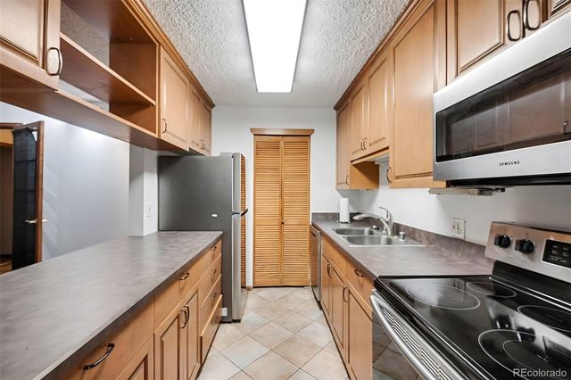 1020 15th Street 31J, Denver, CO 80202