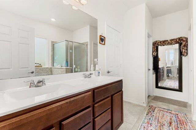 4024 SUNFIELD DR, Seguin, TX 78155