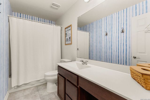 4024 SUNFIELD DR, Seguin, TX 78155