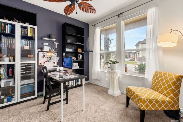 4024 SUNFIELD DR, Seguin, TX 78155