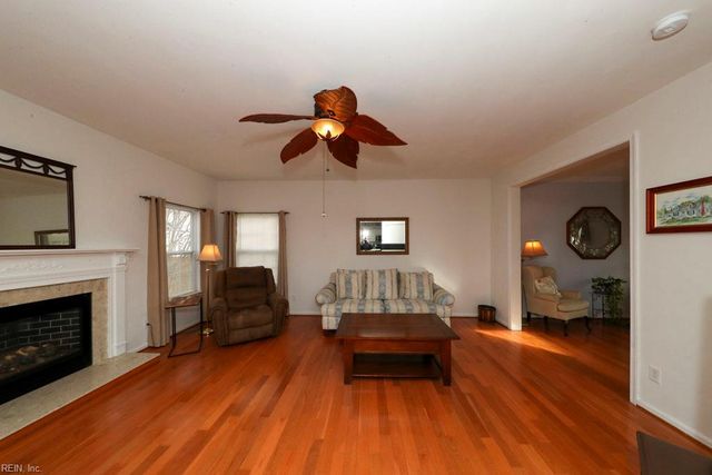 2141 Bierce DR, Virginia Beach, VA 23454