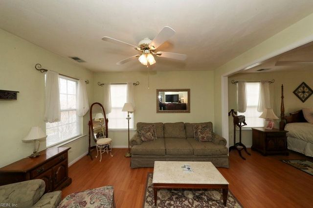 2141 Bierce DR, Virginia Beach, VA 23454