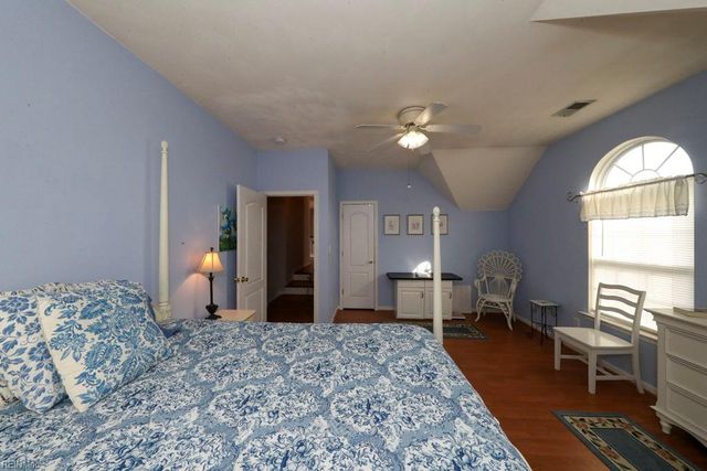 2141 Bierce DR, Virginia Beach, VA 23454