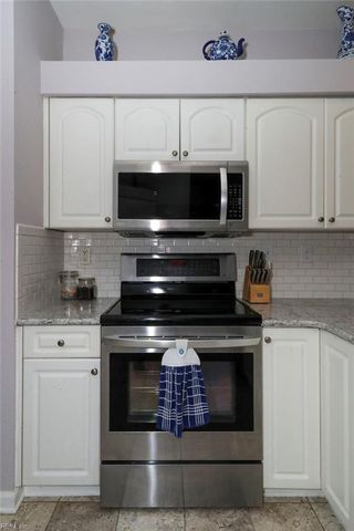 2141 Bierce DR, Virginia Beach, VA 23454